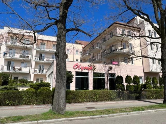 Olymp 114 I 120 Z Basenem, Sauna I Jacuzzi W Cenie Apartment *