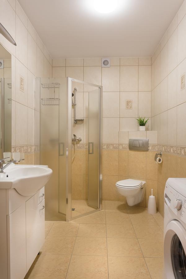 Olymp 114 I 120 Z Basenem, Sauna I Jacuzzi W Cenie Kolobrzeg