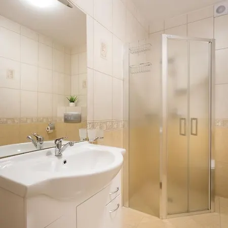 Olymp 114 I 120 Z Basenem, Sauna I Jacuzzi W Cenie Kolobrzeg Exterior photo